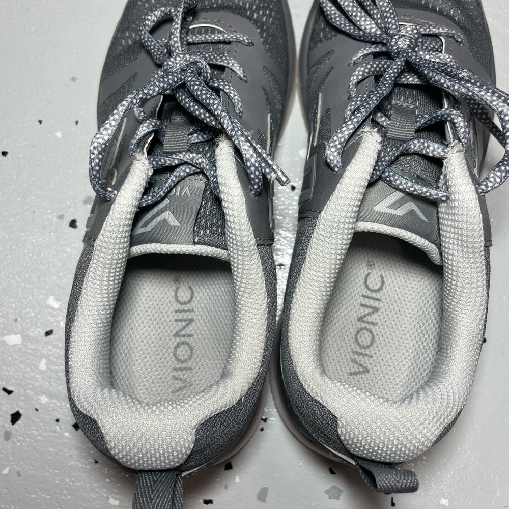 Vionic 335 Miles Women’s Athletic Walking Shoes Size 7.5 Grey White - Picture 9 of 9